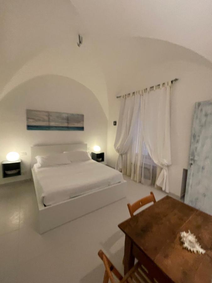La Casa Di Alessia Hotel คาโมยลี ภายนอก รูปภาพ