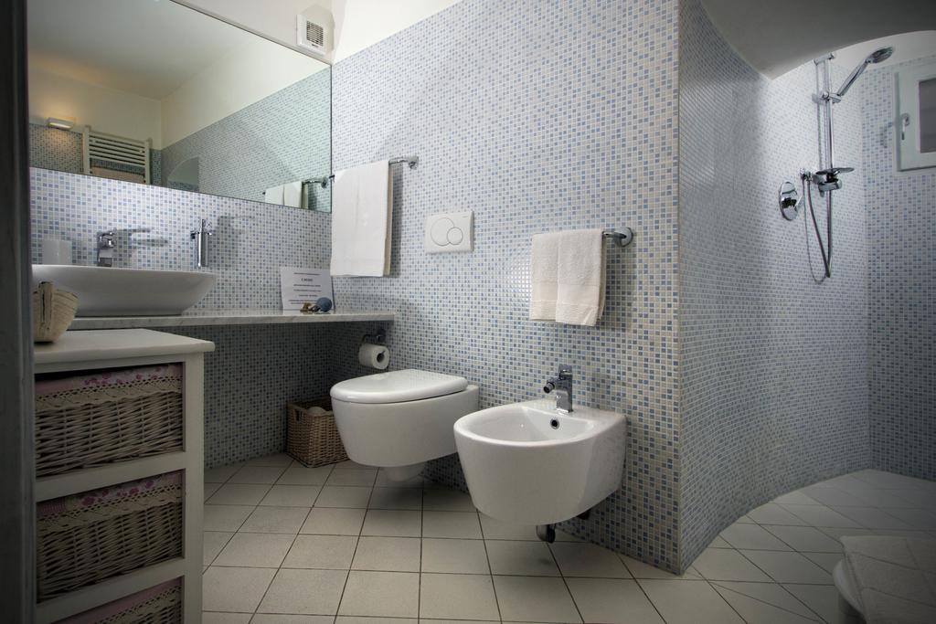 La Casa Di Alessia Hotel คาโมยลี ภายนอก รูปภาพ
